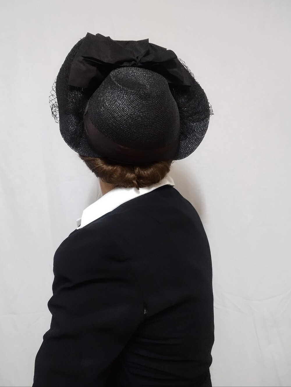 Black 1940s Straw Bonnet
